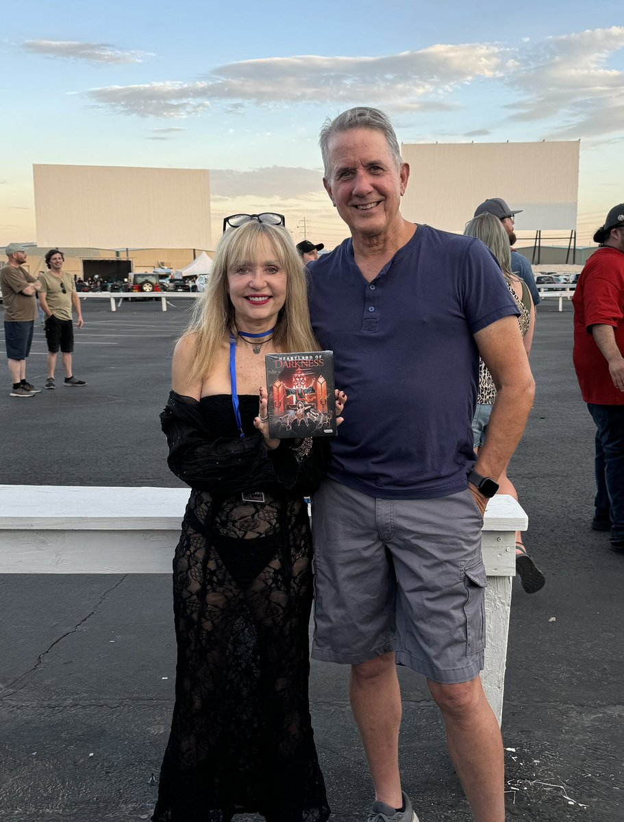 Linnea Quigley Nue 12071