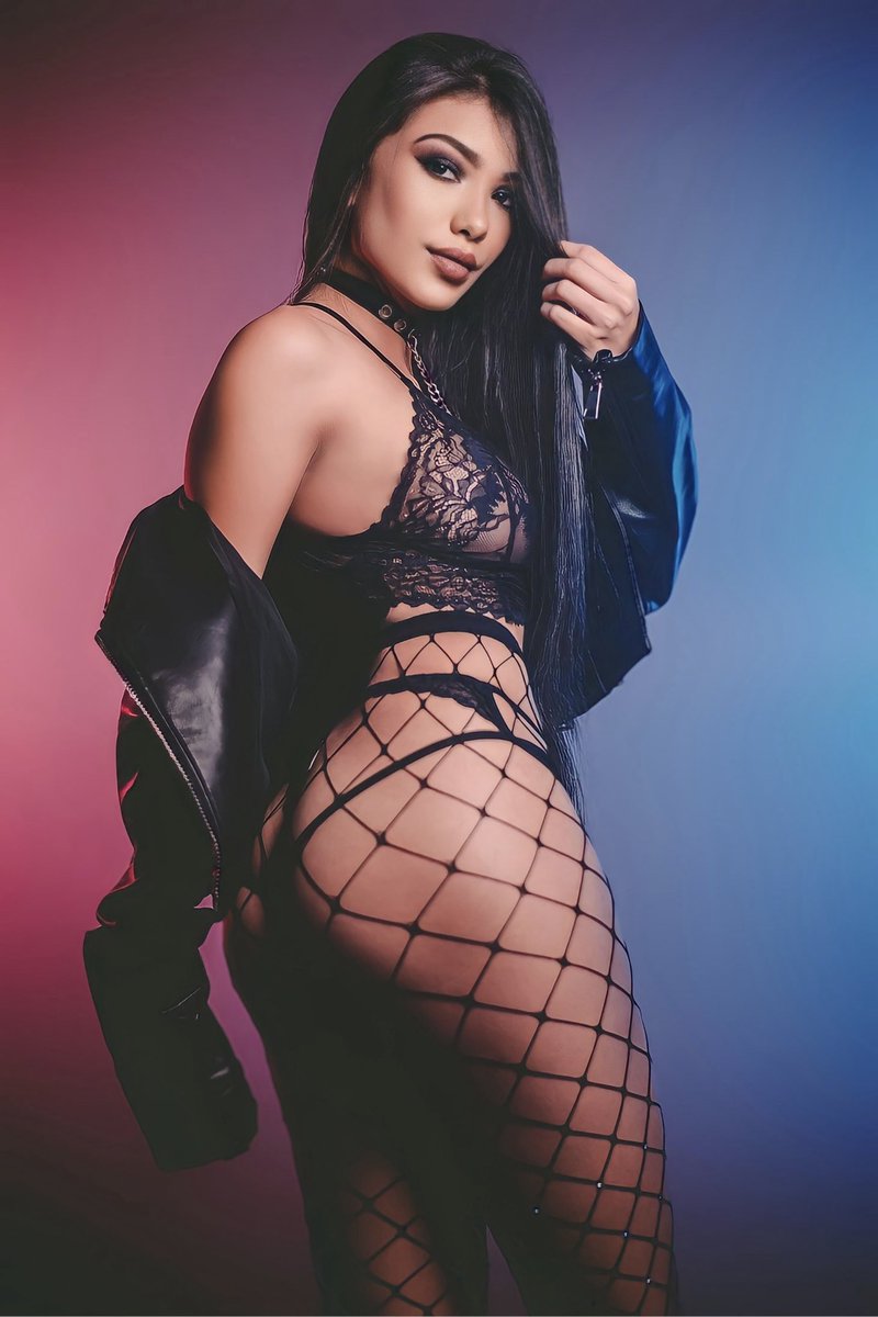 Yeye Guzman Nue 3695
