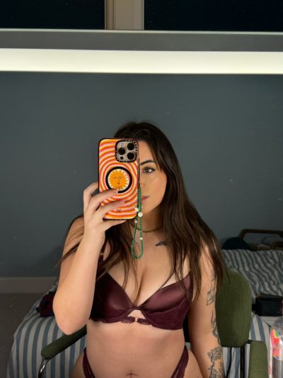 Lauren Kim Ripley Desnuda 21619