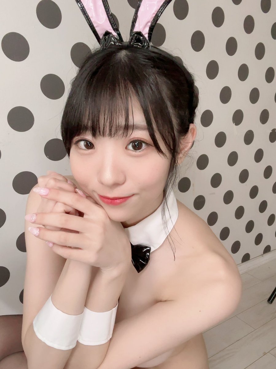 Mitsuki Momota Nua 834