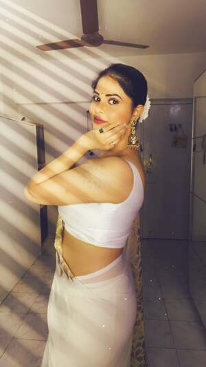 Aabha Paul nude 11