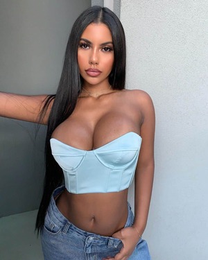 Aaliyah Ceilia nude 4
