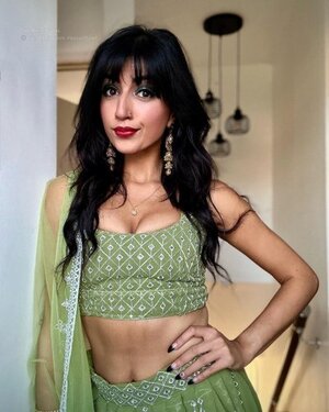 Aaliyah Yasin nude 8