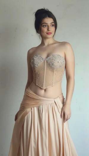 Aania Sharma nude 2