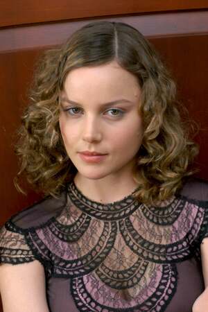 Abbie Cornish nude 5