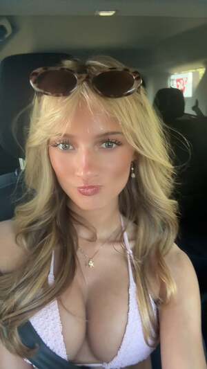 Abigail Brunetto nude 9