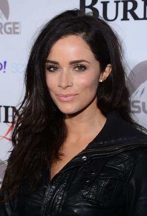 Abigail Spencer nude 12
