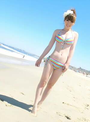 Ada Liu Yan nude 9