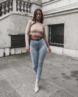 Adela Hodzic nude 9