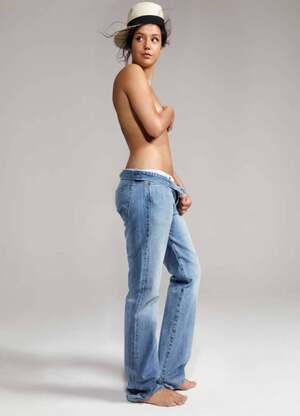 Adele Exarchopoulos nude 1