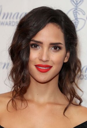 Adria Arjona nude 5