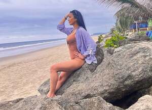 Adriana Meran nude 9