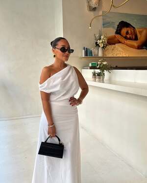Adrienne Bailon nude 4