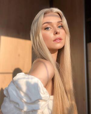 Agata Wendorff nude 5