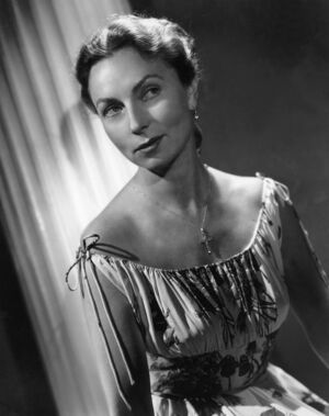 Agnes Moorehead nude 9