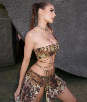 Agostina Goni Plataroti nude 12