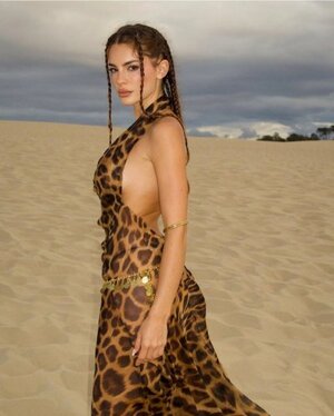 Agostina Goni Plataroti nude 2