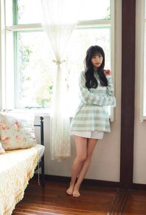 Aguri Onishi nude 5