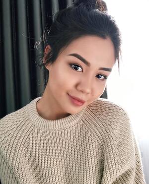 Aijan Asemova nude 9