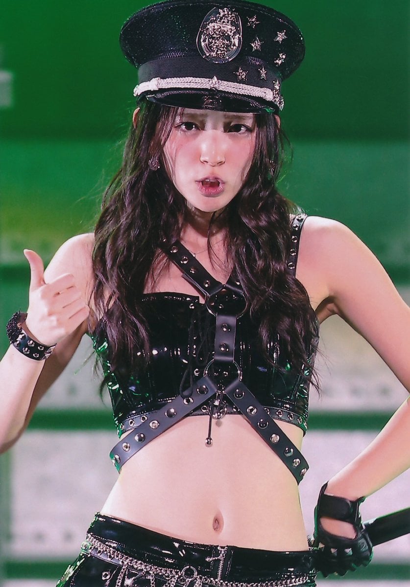 Airi Suzuki nude 8