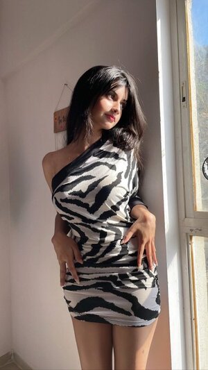 Aishwarya Harishankar nude 4