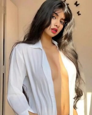 Aishwarya Harishankar nude 9