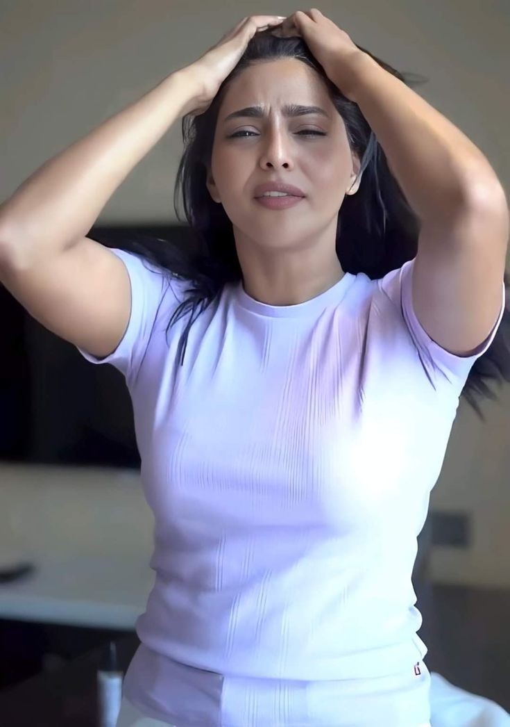 Aishwarya Lekshmi nude 11