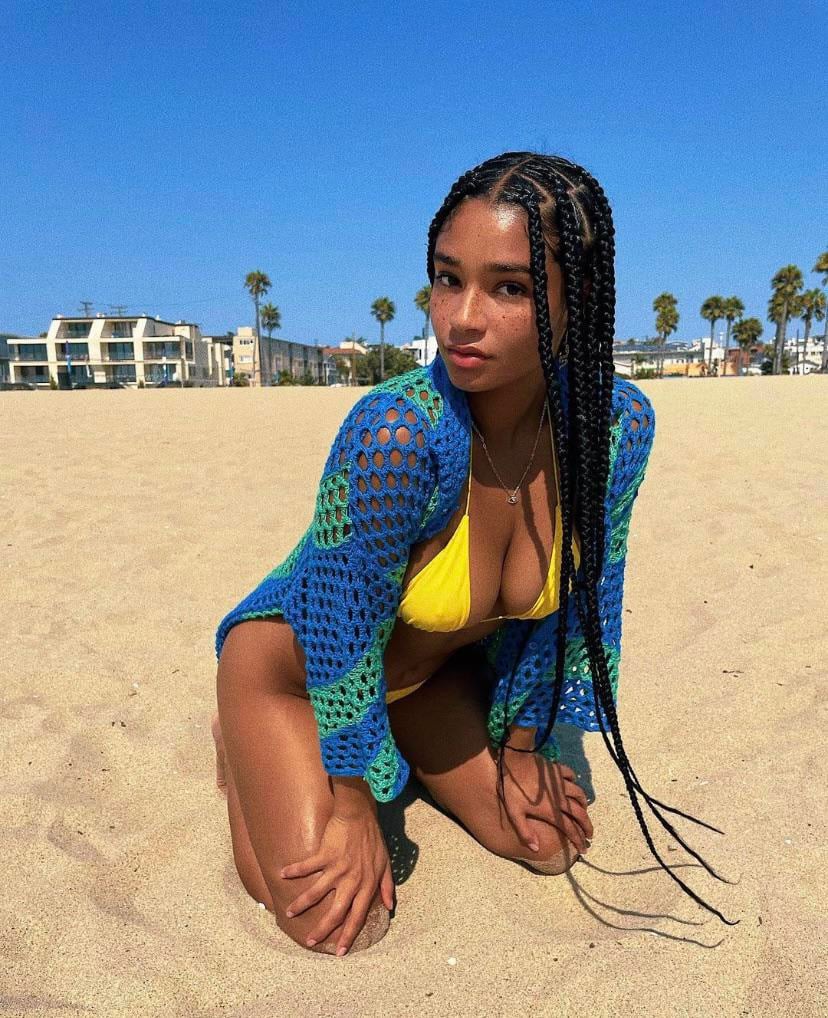 Aiyana Lewis nude 7