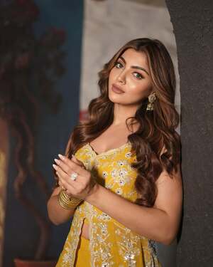 Akanksha Puri nude 11
