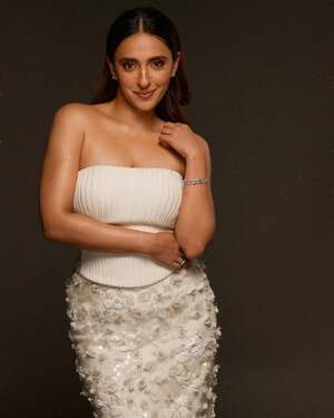 Akansha Ranjan nude 6