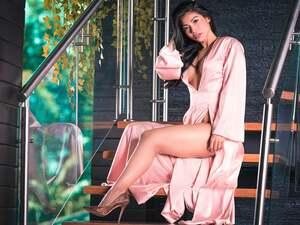 Akira Leen nude 11