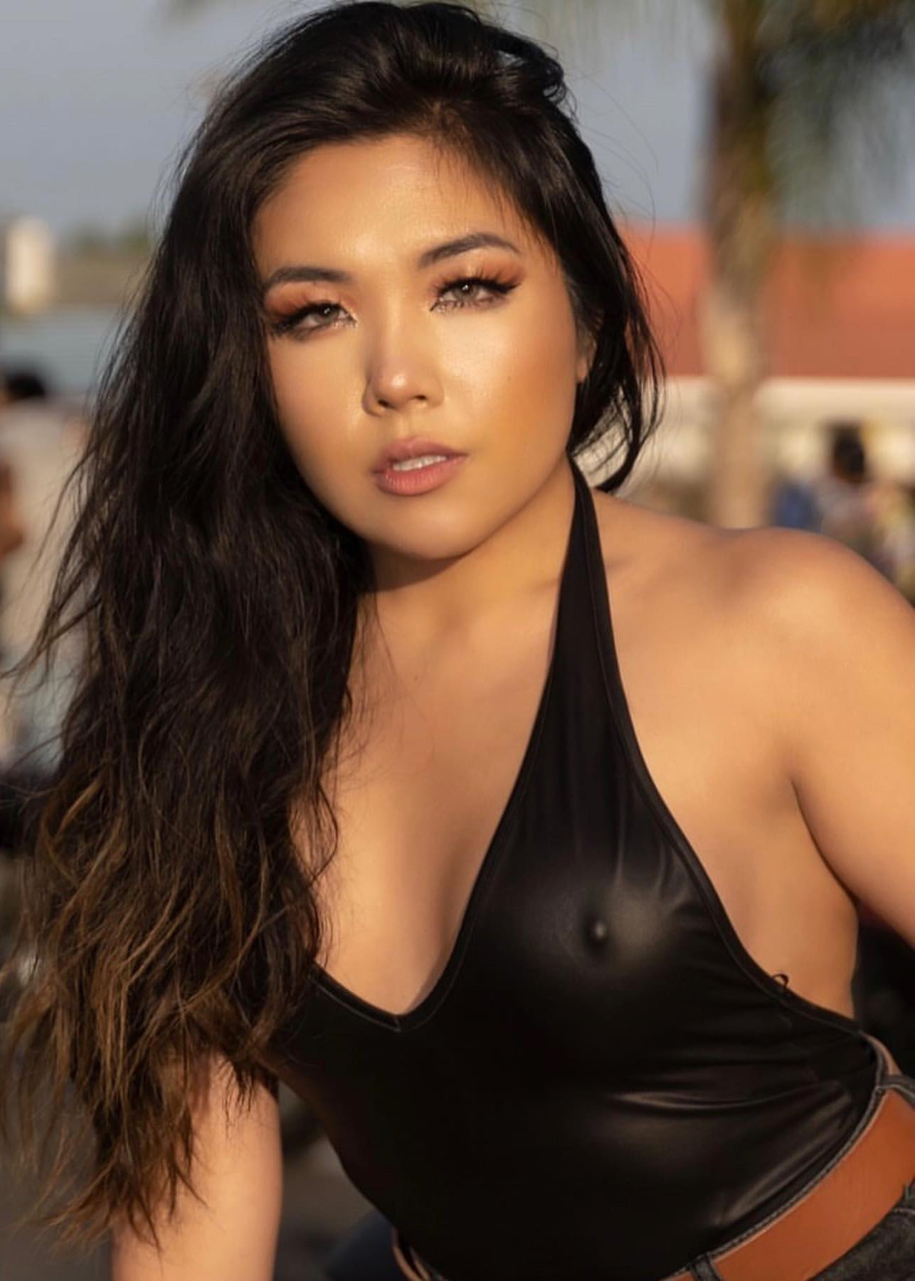 Akira Win nude 9