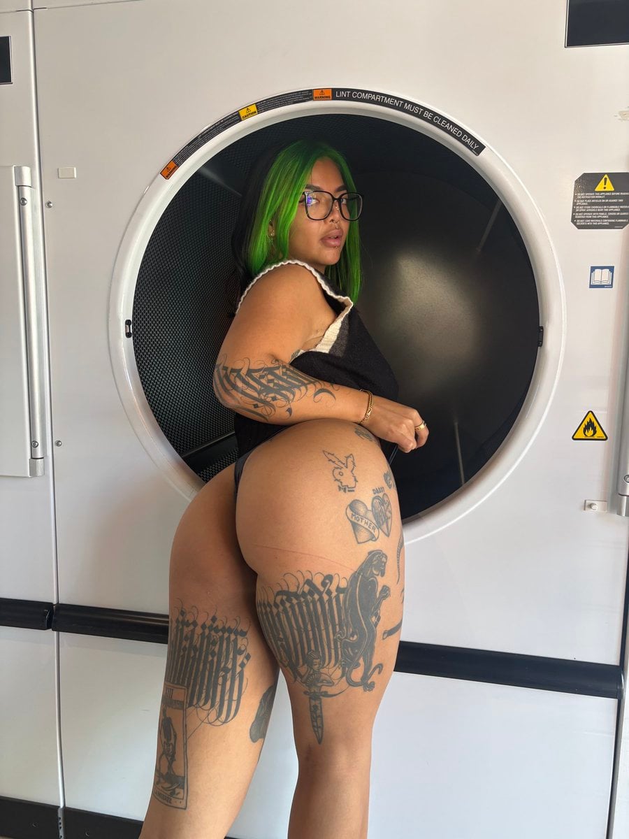 Akira Zay nude 8
