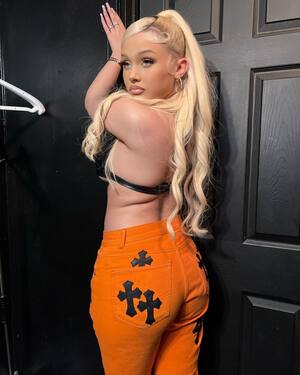 Alabama Barker nude 2