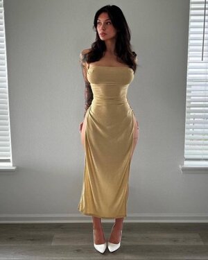 Alaina Ellis nude 2