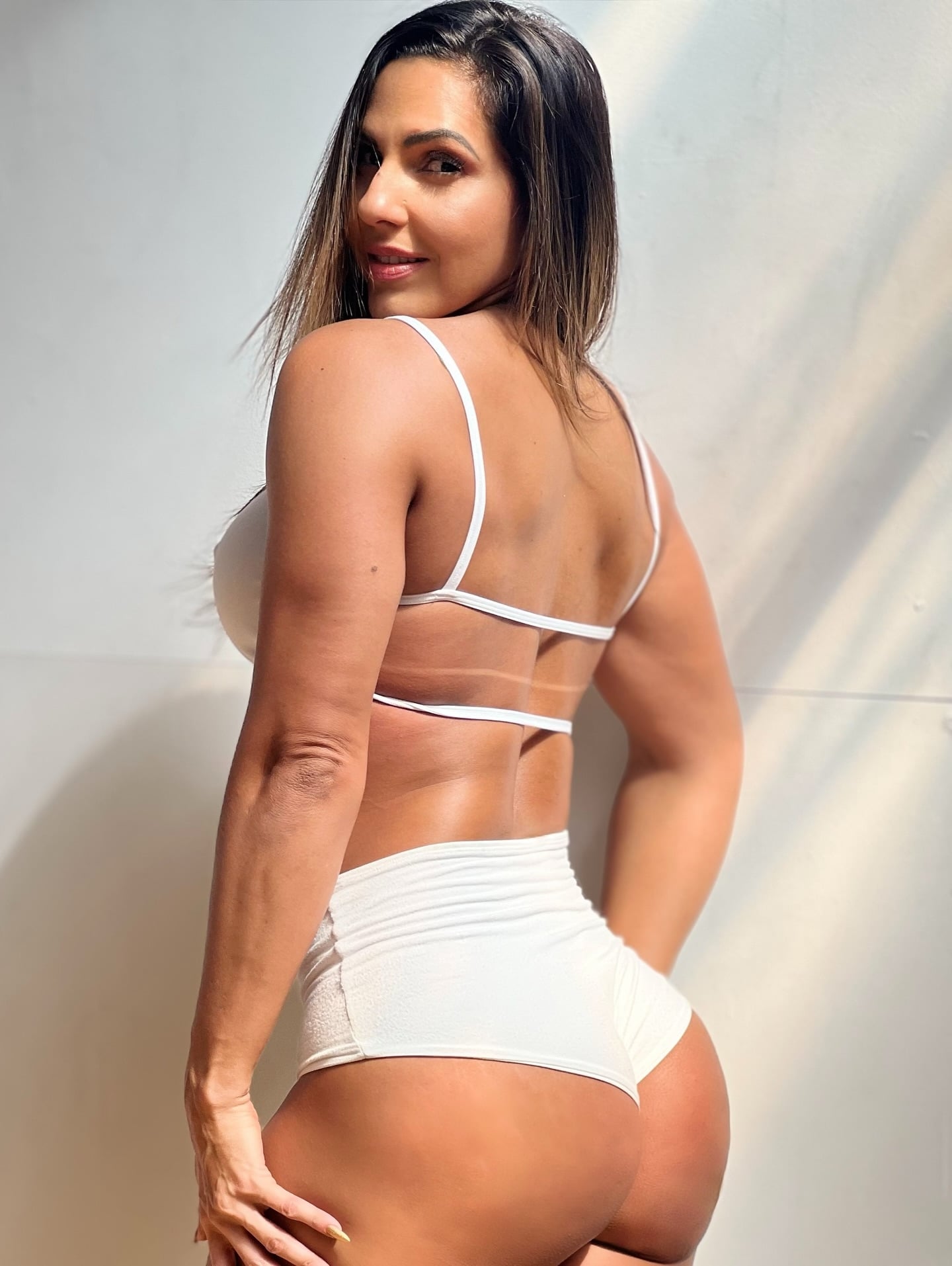 Alane Pereira nude 3