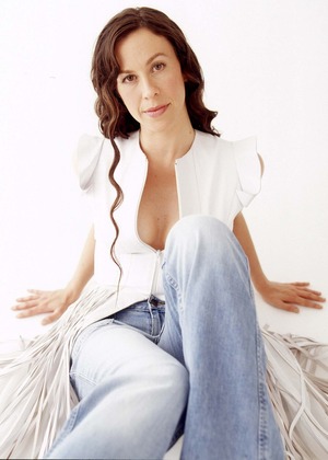Alanis Morissette nude 2
