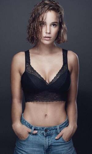 Alba Baptista