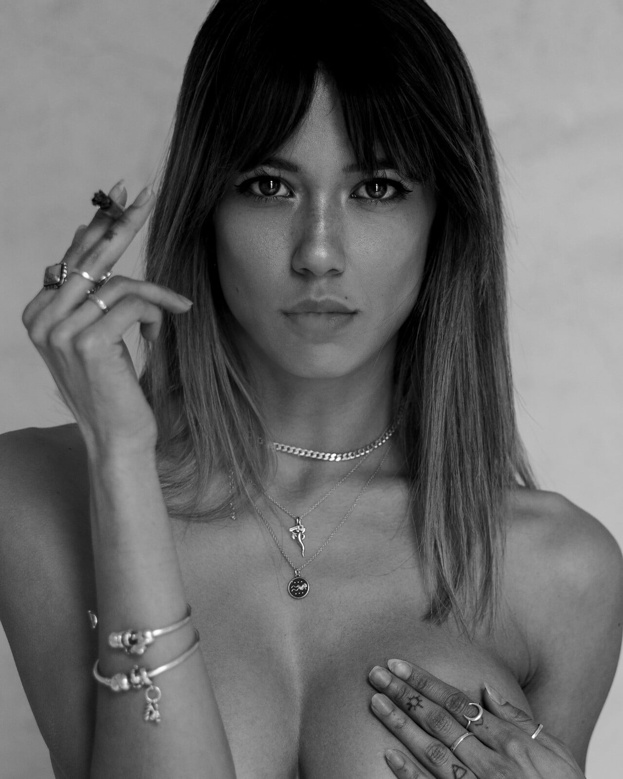 Albi Nguyen nude 5