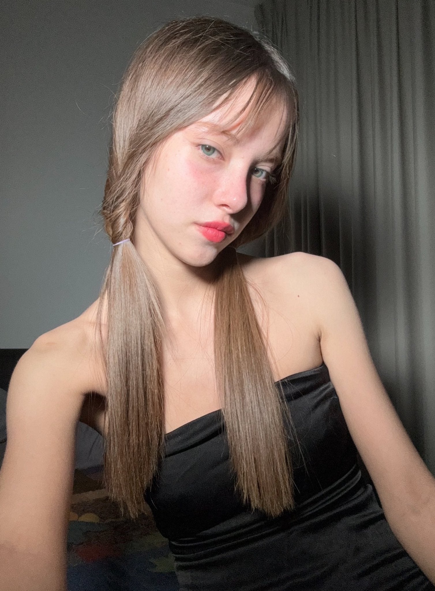 Aleja Crack nude 4