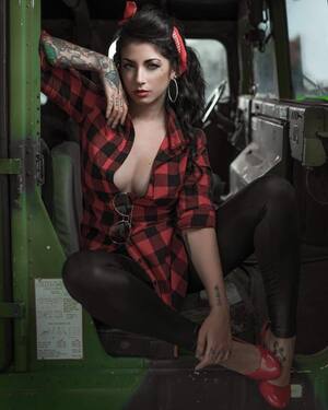 Alerose Suicide nude 11