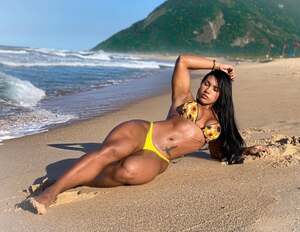 Alessandra Alvez Lima nude 9