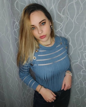 Alessia Maresca Alfano nude 8