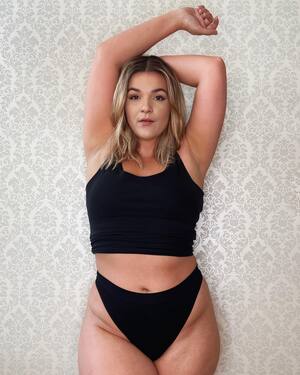 Alex Beazley nude 1