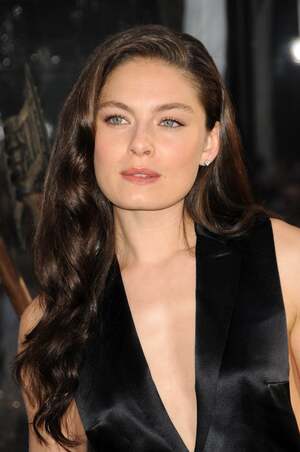 Alexa Davalos nude 7