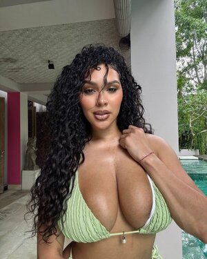 Alexandra Sanchez nude 12