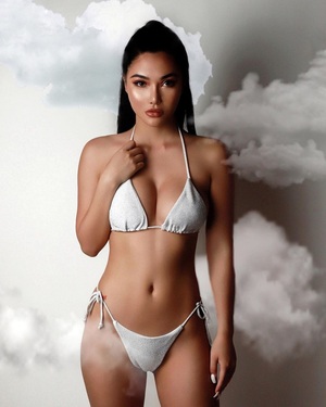 Alexandra Yuan