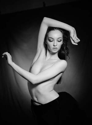 Alexia Giordano nude 6