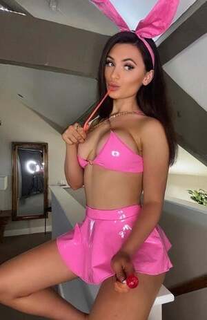 Alexia Grace nude 3