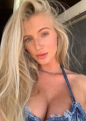 Alexis Clark nude 6
